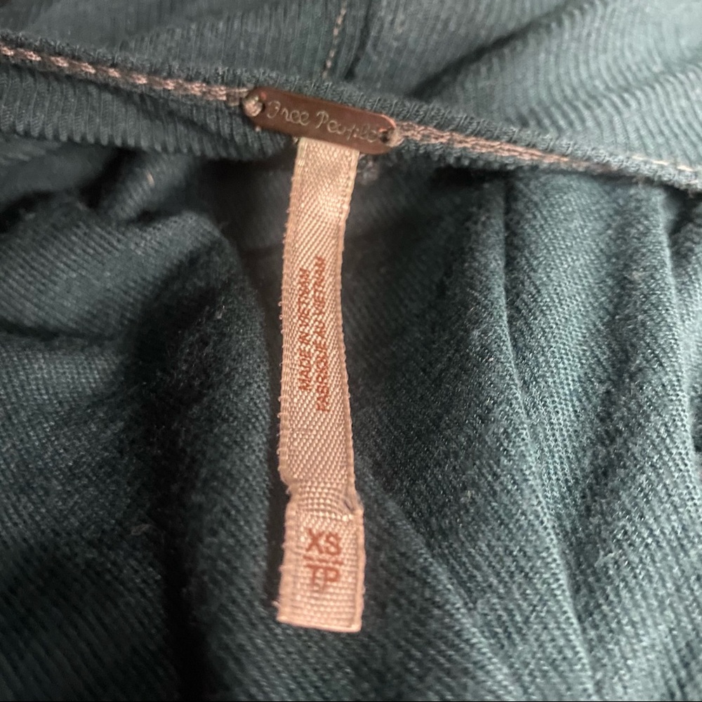 Free People Oversized Ribbed Top - Picture 8 of 9